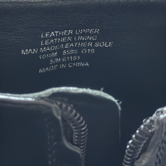 Tory Burch Miller black leather boots gold tone logo zipper booties Sz 10 1/2 - Picture 12 of 13